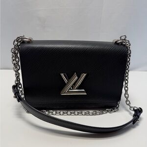 Louis Vuitton twist Black Crossbody Bag with Silver Chain